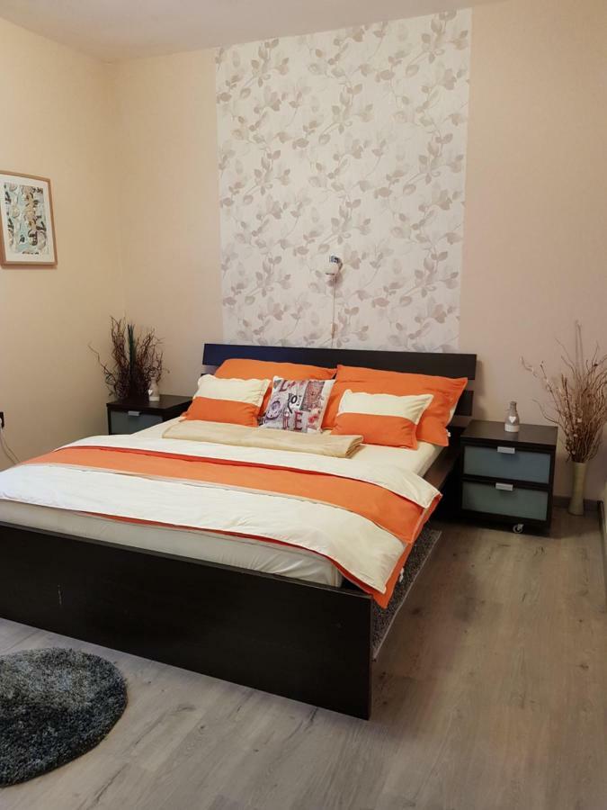 Nagcsalados Rozsa Apartman Balatonlelle Exterior photo